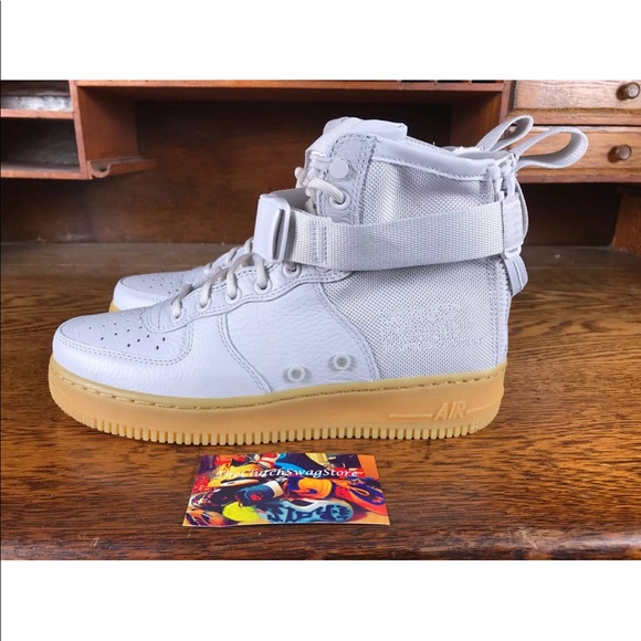 ✔️😍Nike AIR FORCE 1 SF Mid WMNS Grey/Tan Multi Sz - Picture 4 of 5